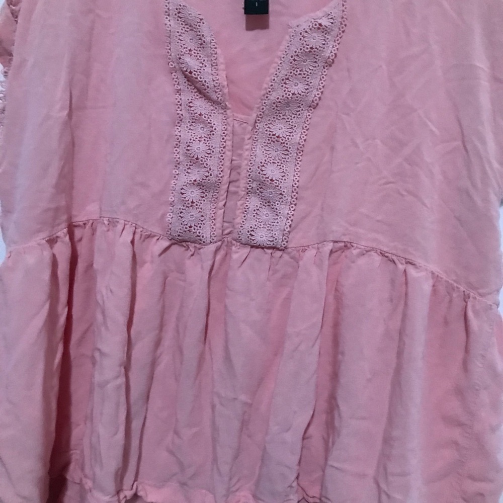 Torrid blouse size 1 (1X) - Picture 4 of 5